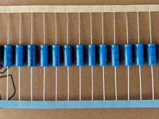 100 Stück Elko MAL203127479E3