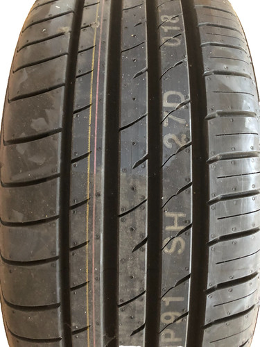 Sommerreifen 235 r18 - 235/55,