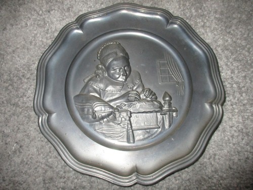 Zinn teller frau mit - frau,