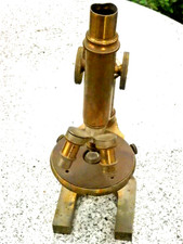 Mikroskop Leitz Wetzlar Filiale New York Vollmessing Stativ1A  (von 1896/97)