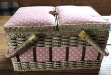 Vintage Nähkorb in sehr gutem Zustand