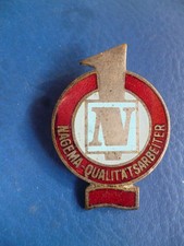 NAGEMA Dresden (Verpackungsmaschinen), Qualitätsarbeiter in Silber, 1.Variante