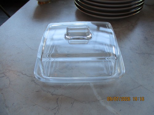 Butterdose aus glas - butterdose,