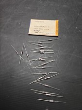 20 X STYROFLEX KONDENSATOR 180PF 630V 2,5% Siemens B33063-B6181-H (L14#D)