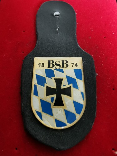 Brustanhänger