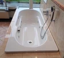 Kaldewei Rondo Badewanne mit Vivo Aqua Eco Whirlpoolsystem L/B 180x80cm