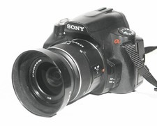 SONY ALPHA 230 DIGITALE SPIEGELREFLEXKAMERA MIT SONY DT SAM 18-55 OBJEKTIV