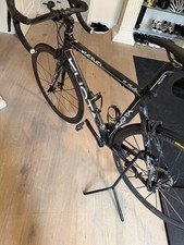 Dura Ace Gruppe, Mavic Cosmic Carbon Felgen, Kuota Kebel