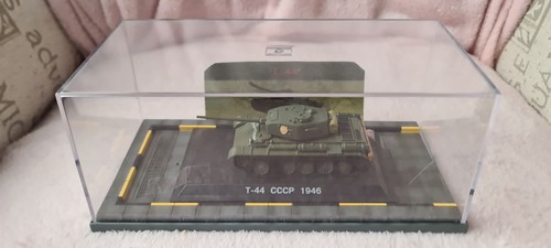 Panzerfahrzeug 1946 - panzerfahrzeug, t-44