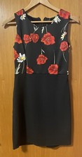 Kleid wunderschön mit Blumen