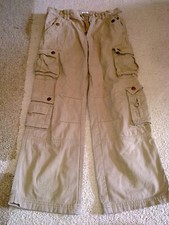 Kinderhose mit Seitentaschen, Größe 134