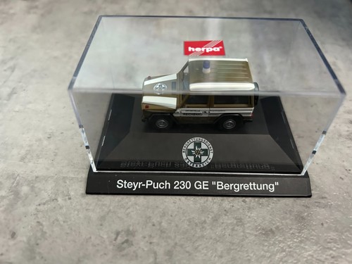 Herpa steyr puch 230 - 1:87,