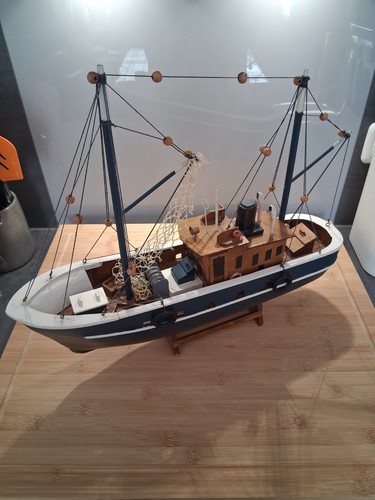 KRABBENKUTTER.FISCHKUTTER.HOLZ