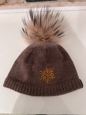 Norton, Mütze mit echtfellbommel und Kristallapplikation