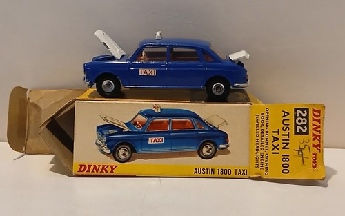 Dinky toy 282 austin 1800 - austin,