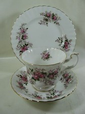 3-teiliges Gedeck Royal Albert Lavender Rose- Sammeltasse  ca.Ø 18/14/9 cm H 7cm