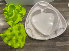 Hunde Anti-Schling-Napf 3tlg. Futternapf Hundeschüssel Weiß/Grün 28x28x8 cm