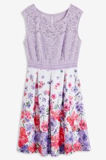 Kleid mit Spitze Gr. 40/42