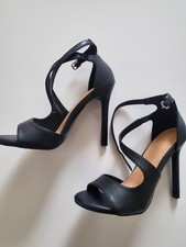 Highheels Sandaletten Riemchen