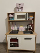 Super Erhaltene Kinderküche mit Zubehör