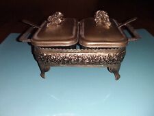 Sauciere aus Glas und Metall