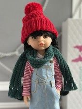 Schöne Puppe Paola Reina