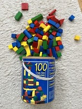 Holzbausteine ein riesen Eimer