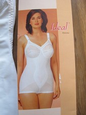 Triumph Gr 90 D  Mieder