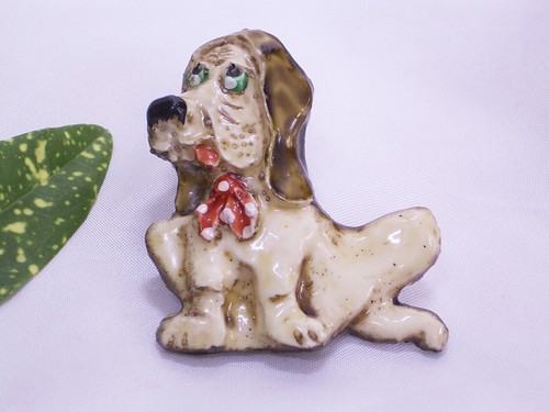 Brosche basset hund made in - "basset",