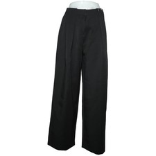 The Room Antwerp, Stoffhose