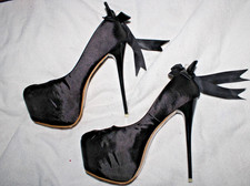 extrem hohe Pumps, high heels