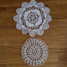 Spitzendeckchen Set