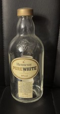 Hennessy Pure White Leer Flasche