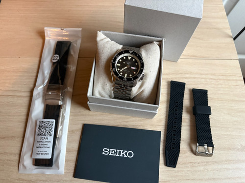 Seiko sports srpd95 - 5,