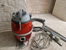 Nilfisk GM80 Staubsauger mit