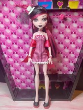Monster High Draculaura DOTD