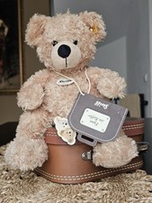 Steiff Teddybär Fynn im Koffer – 28 cm – Knopf im Ohr – Vintage Charme