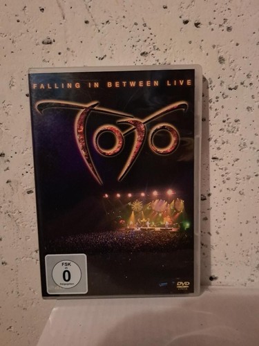 Dvd toto falling between - toto,