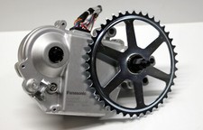 PANASONIC NUA009 DL2 LED 28" SPEED MOTOR 26V/250W mit Kettenrad  41 Zähne