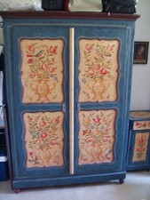 Tölzer Bauernschrank Bauernzimmer Wohnzimmer / Schlafzimmer mehr-teilig 19 Jhdt.