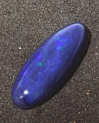 Lightning ridge black opal - black,