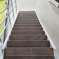 Außentreppe Intercon Hollywood | WPC-Belag | einseitiges Geländer | Stahltreppe