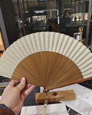 Guerlain Fächer Holz mit