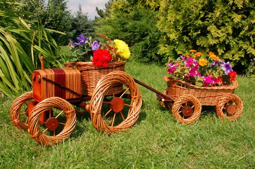 Traktor mit hänger aus - traktor,