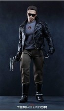 Hot Toys - Terminator - T-800 - Battle Damaged - MMS  238 - 1:6 Figur 