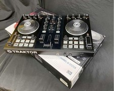 Native Instruments TRAKTOR KONTROL S2 MK2 DJ Controller 2-Kanal
