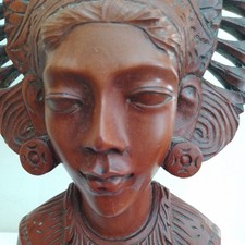 Balinesische Vintage handgeschnitzte Holzskulptur Büste einer Frau 10 cm groß