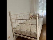 Bett Singlebett Metallbett Einzelbett von IKEA 90x200 + Lattenrost + Matratze