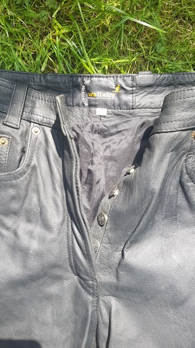 Damen-Lederhose