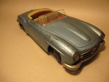 JNF Mercedes 190 SL blaumetallic Schwungrad Friktion Blechspielzeug